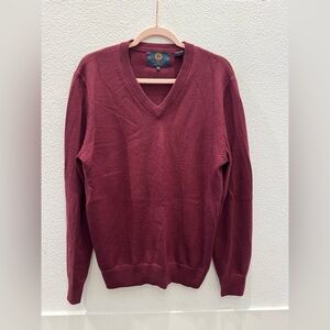 Viyella merino wool v neck sweater. Small, maroon